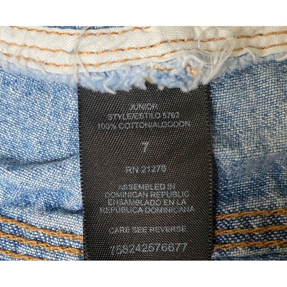 Vintage No Boundaries low rise Jean Shorts Size 7 From 90’s/00’s - Picture 6 of 8